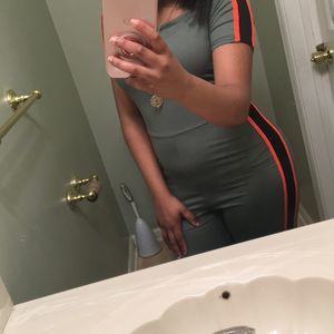 Meet your Posher, Avah